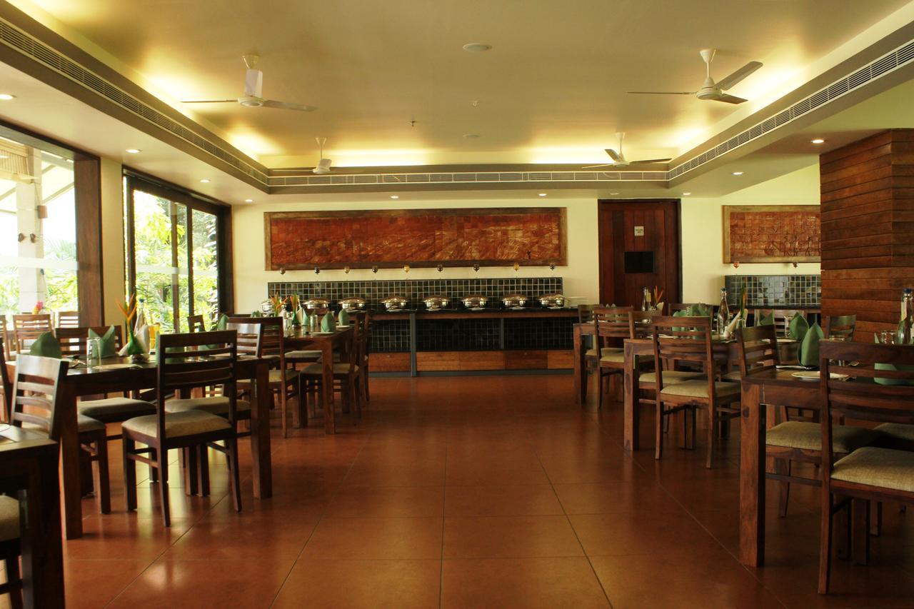 Whispering Waters Cochin Resort