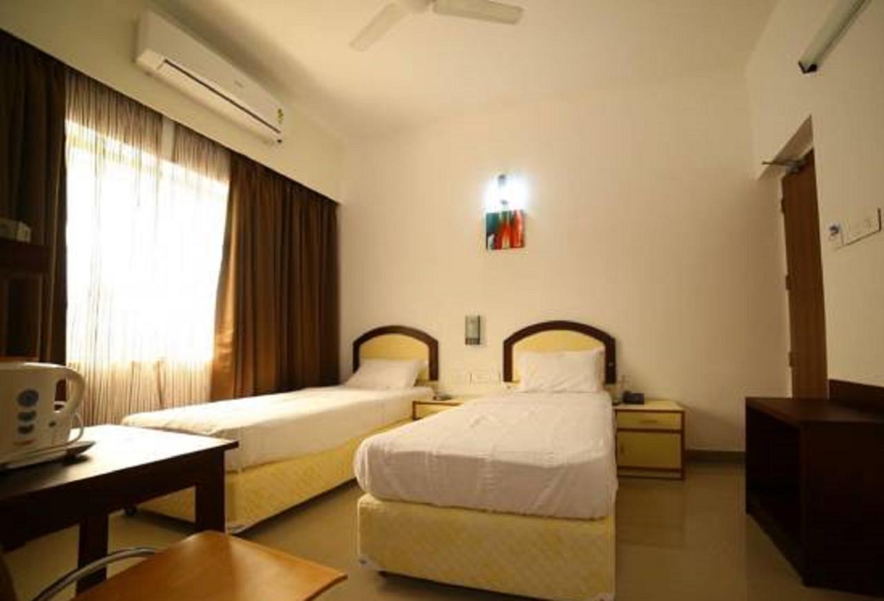 Captain Fisher Hotel 3*