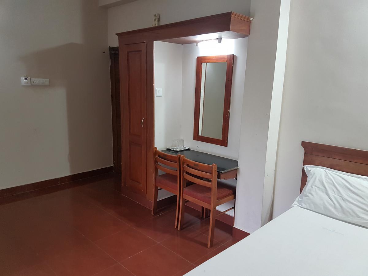 Hotel Shalimar Metro