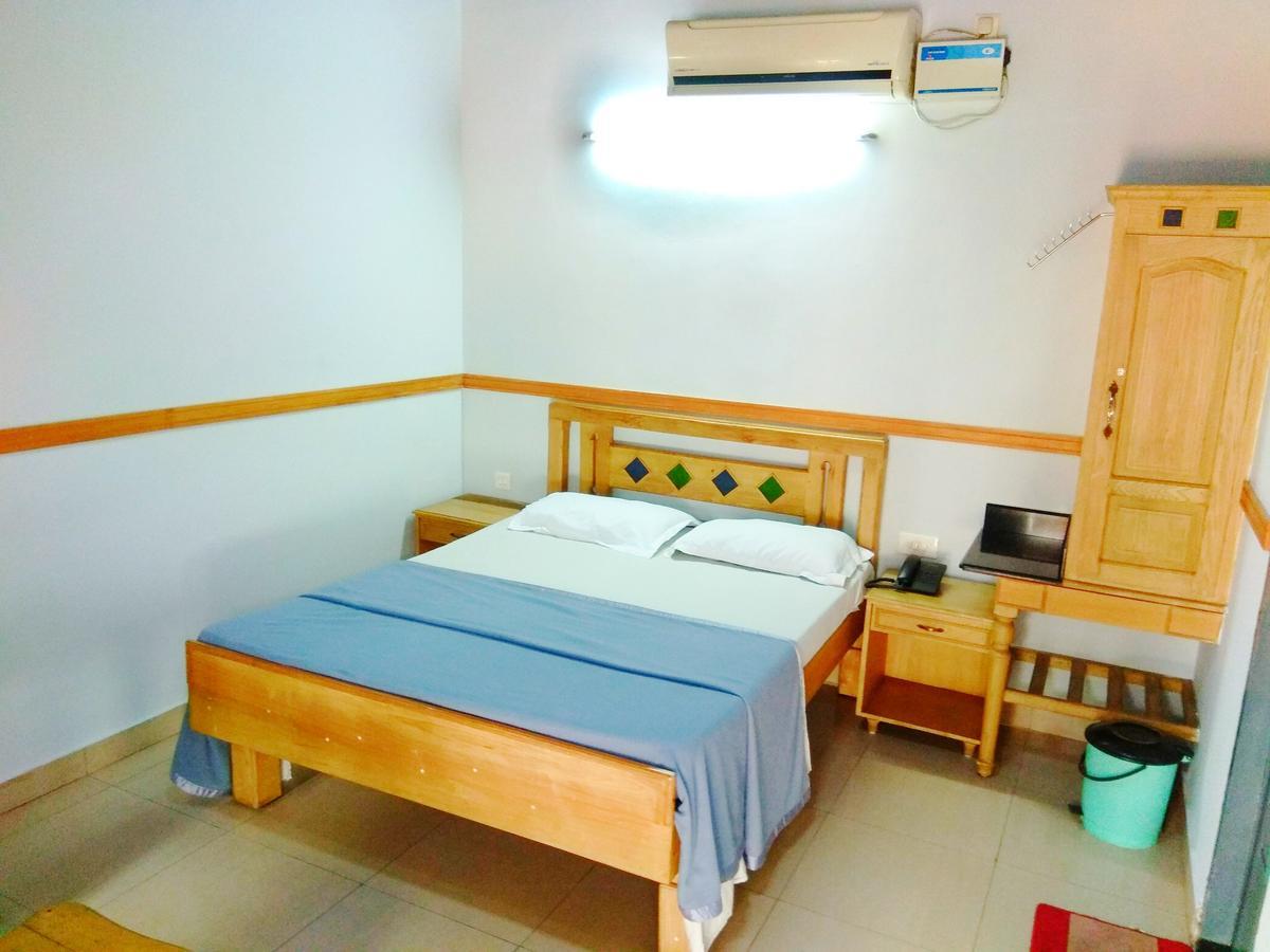 Hotel Maple Regency Kochi