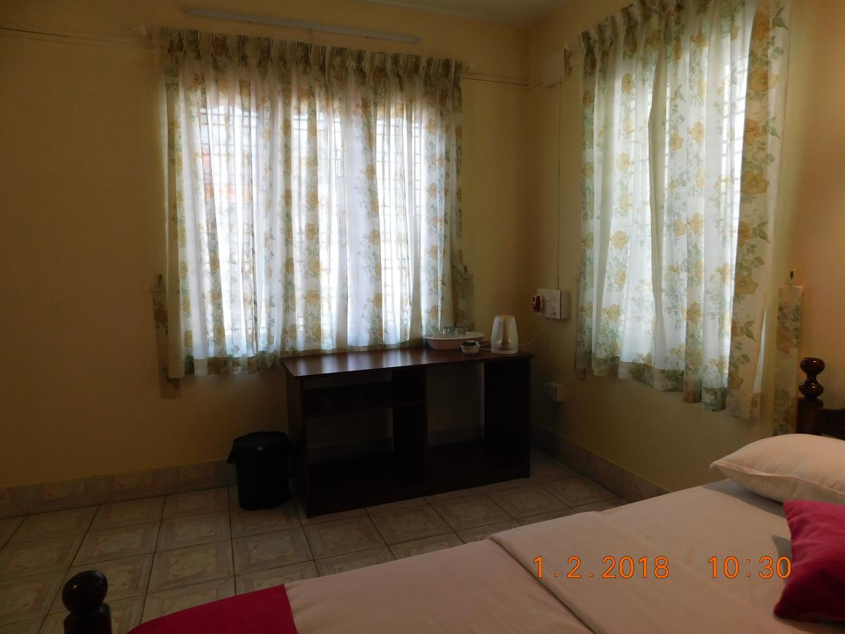 Bed & Breakfast Sunset Beach Cherai Kochi