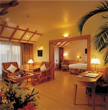 Hotel Le Meridien And Convention Ctr 5*
