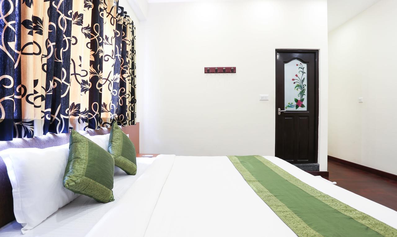 Cmk Habitat Centre Hotel