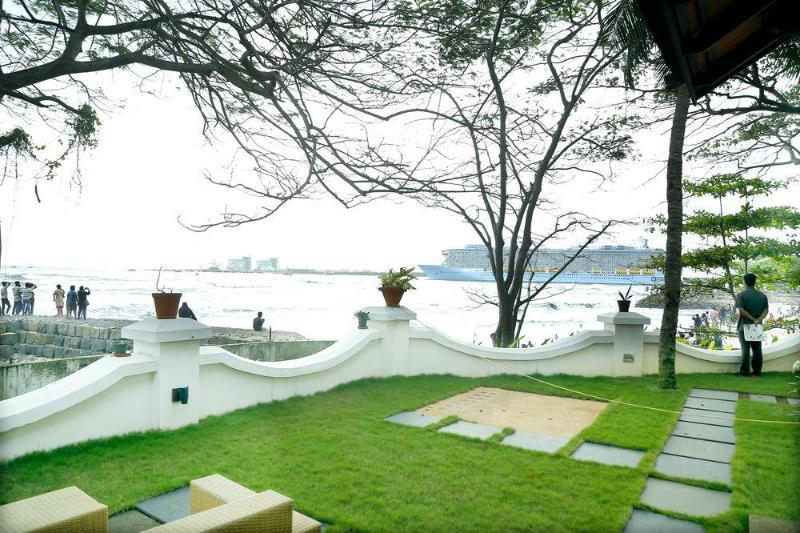 Old Lighthouse Bristow , 3* Kochi