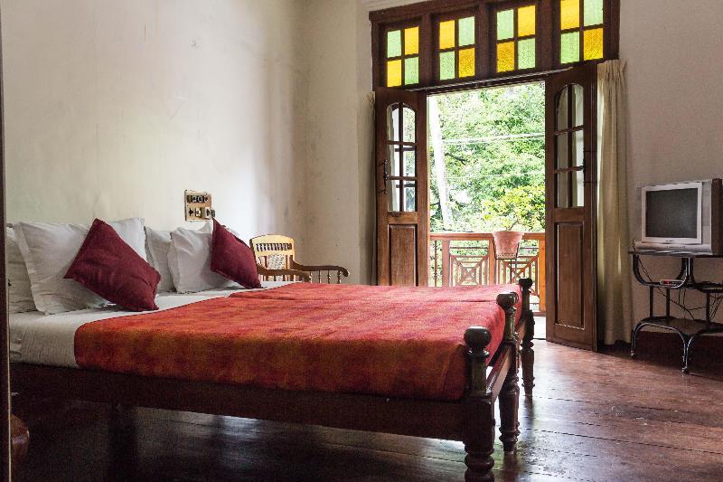 Rossitta Wood Castle 3* Kochi