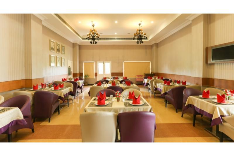 Hotel Cochin Legacy 3*