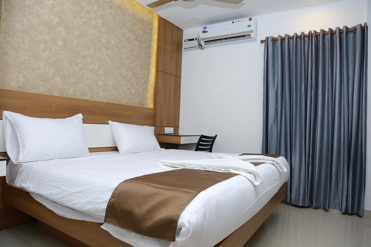 The Galaxy Suites 2* Kochi