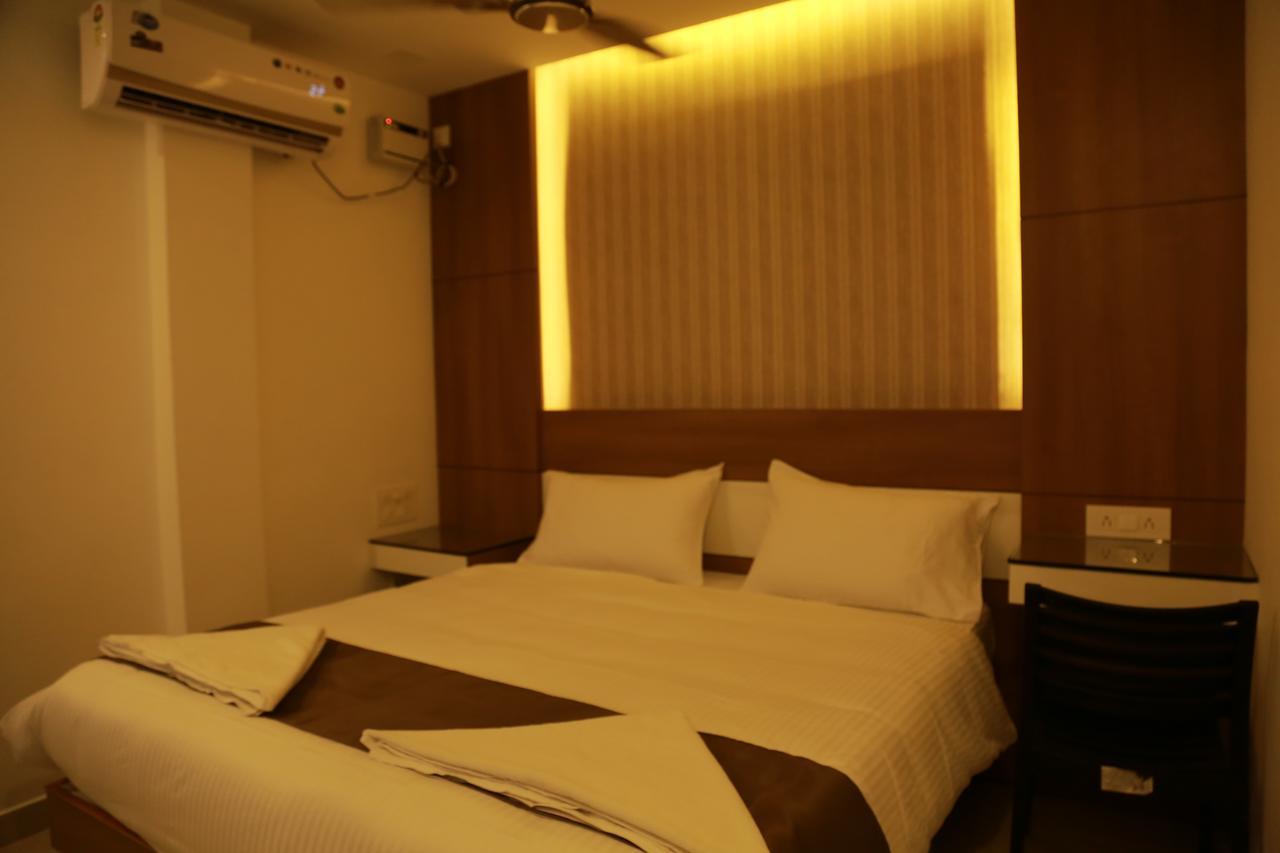 Hotel The Galaxy Suites 2*
