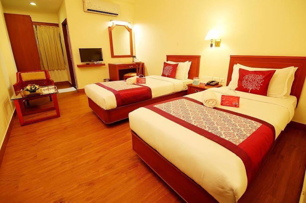 Oyo Mg Road Durbar Hall Ground 3* Kochi