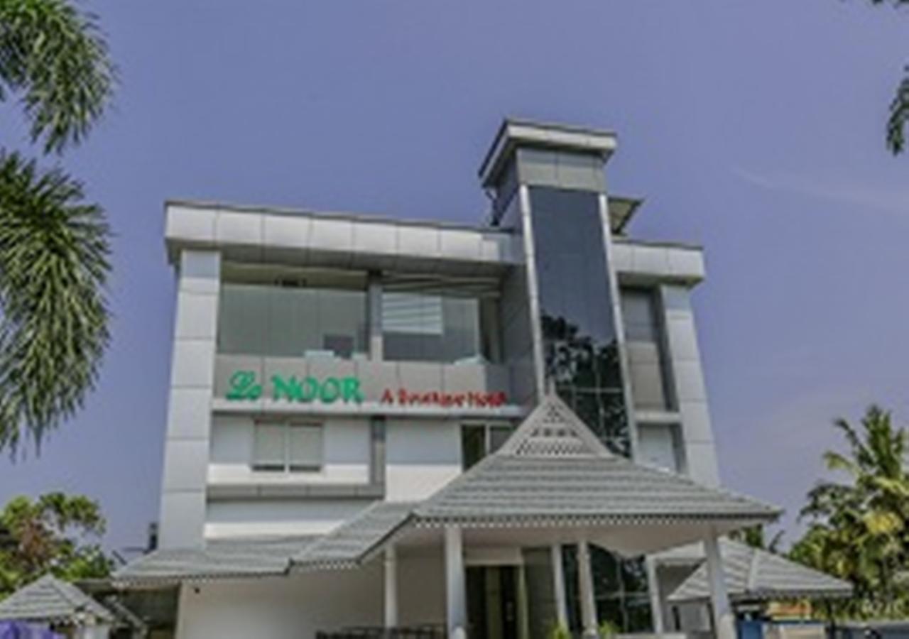 Hotel Le Noor 3*