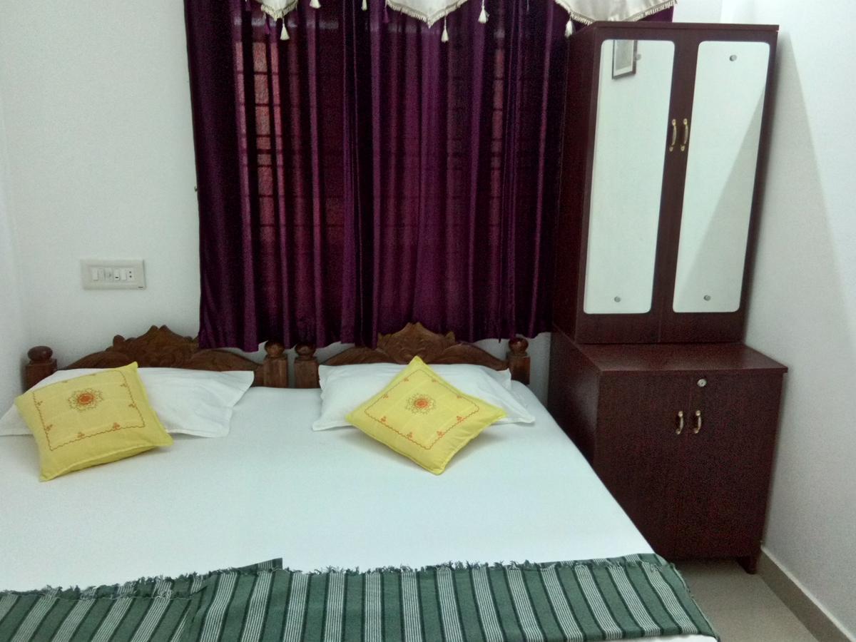 Coconut Grove Homestay