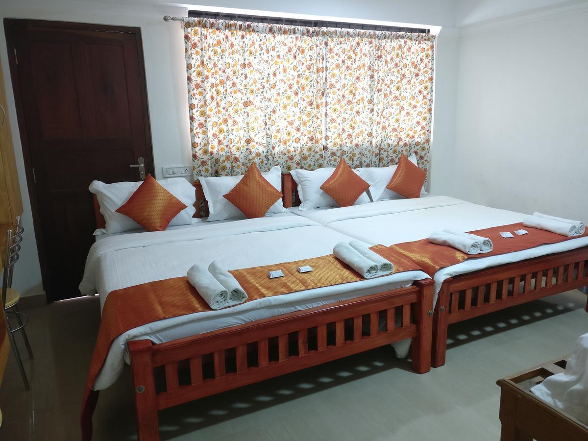 Hotel A V Residency 3*