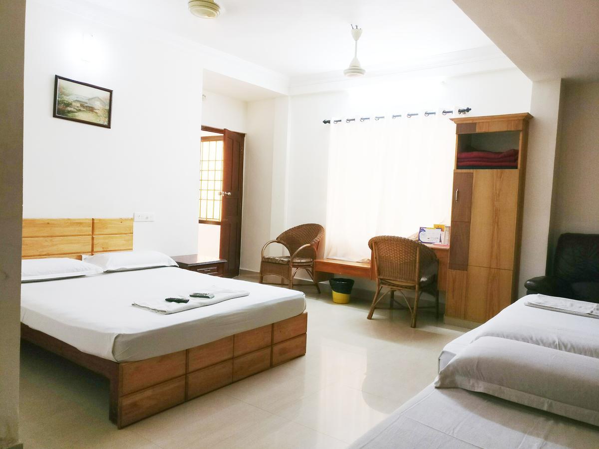 A V Residency Hotel 3*