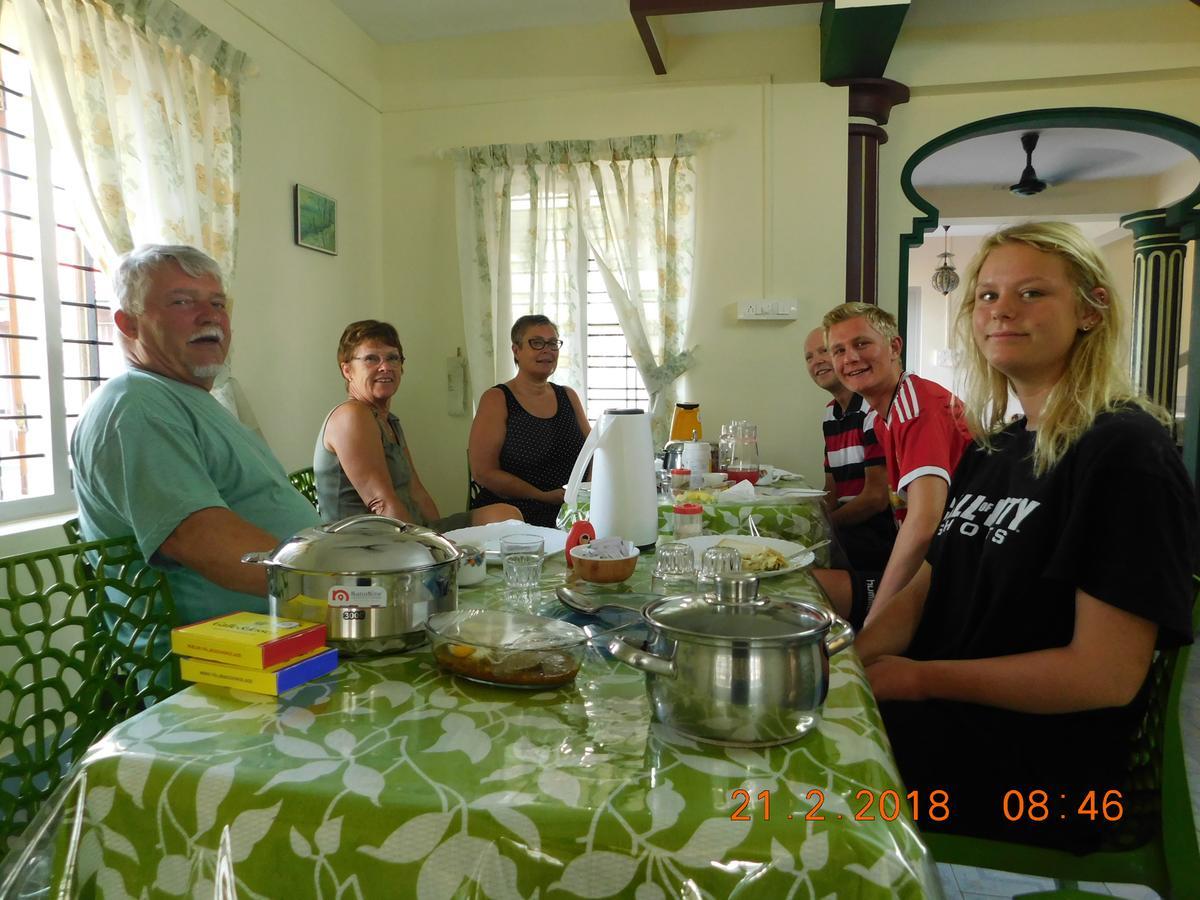 Sunset Beach Cherai Bed & Breakfast