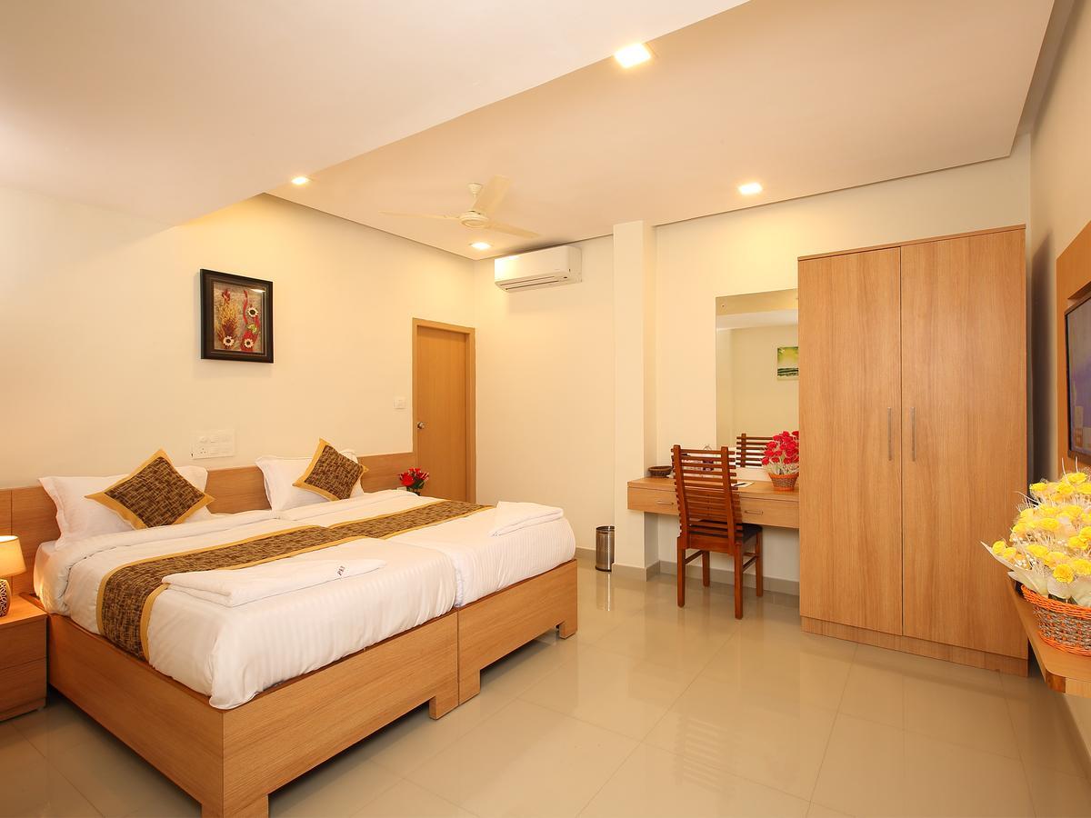 Prime Palace - Mg Road Hotel
