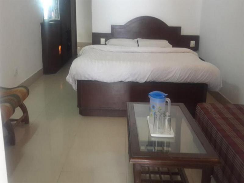 Hotel Queen 3*