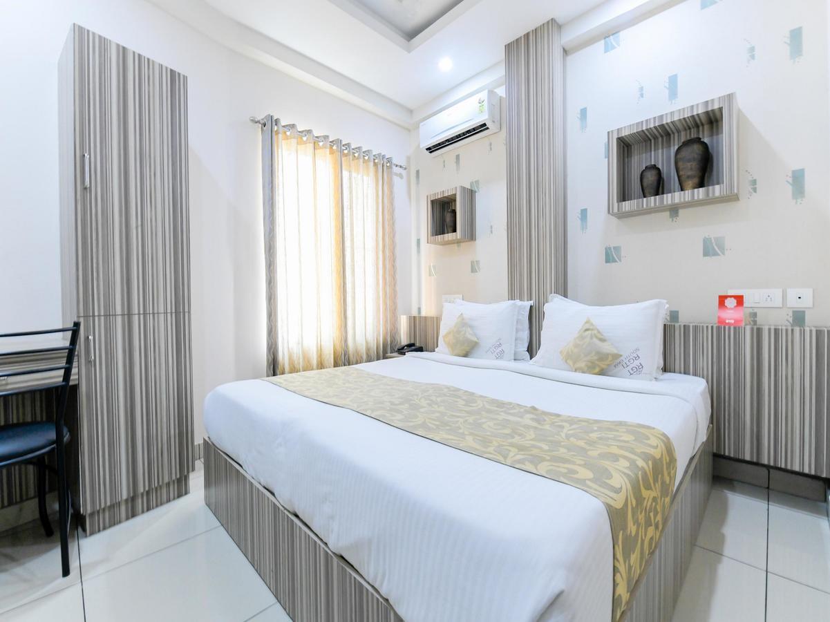 Hotel Oyo 7077 Reegate 3*