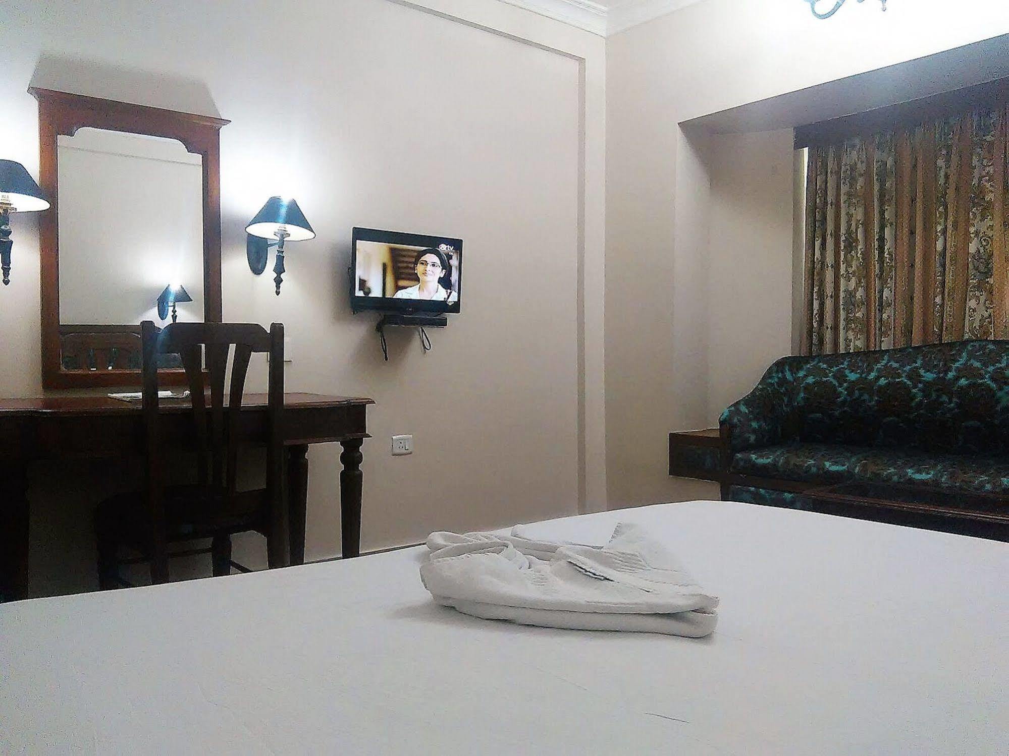The Woods Manor Mg Road
