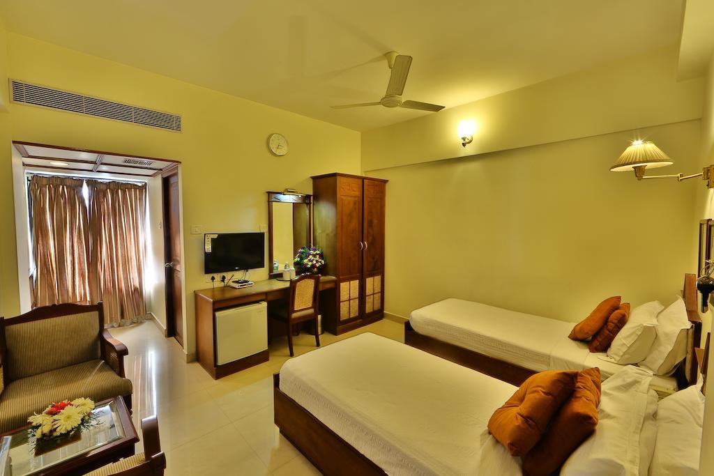 Queen Hotel Kochi