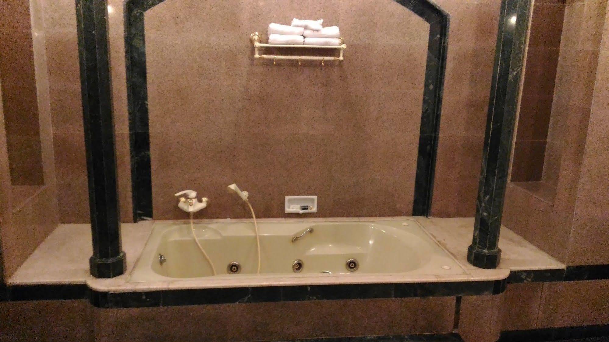 Bolgatty Palace & Island Resort Kochi