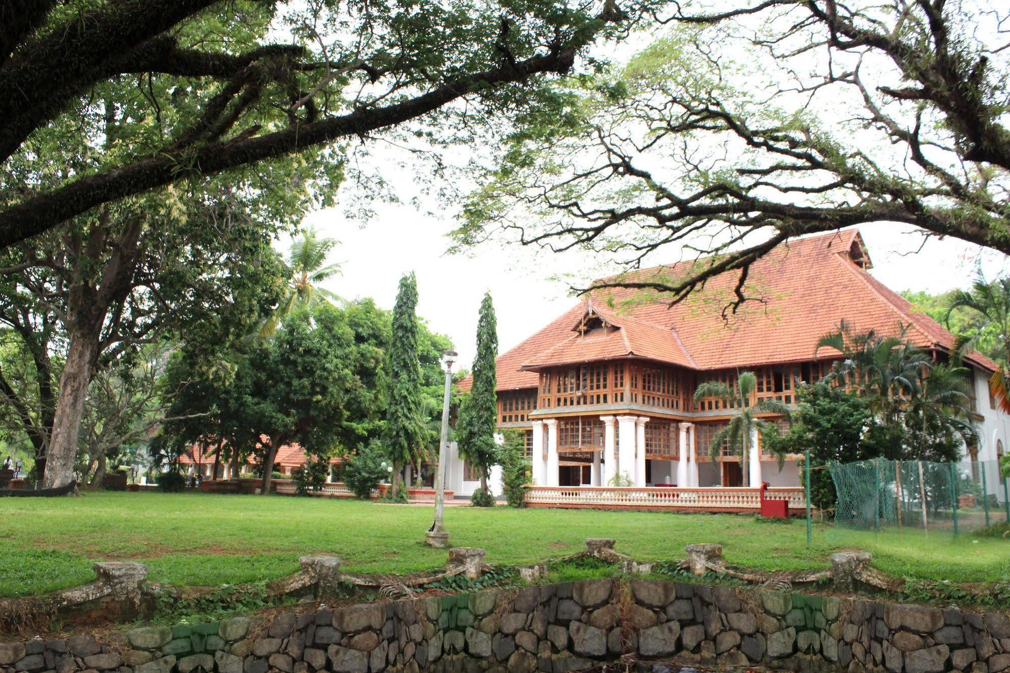 Bolgatty Palace & Island 3*