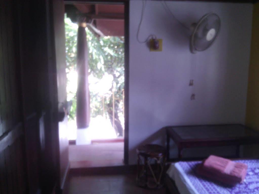 Adams Wood House Ayurveda Homestay Kochi