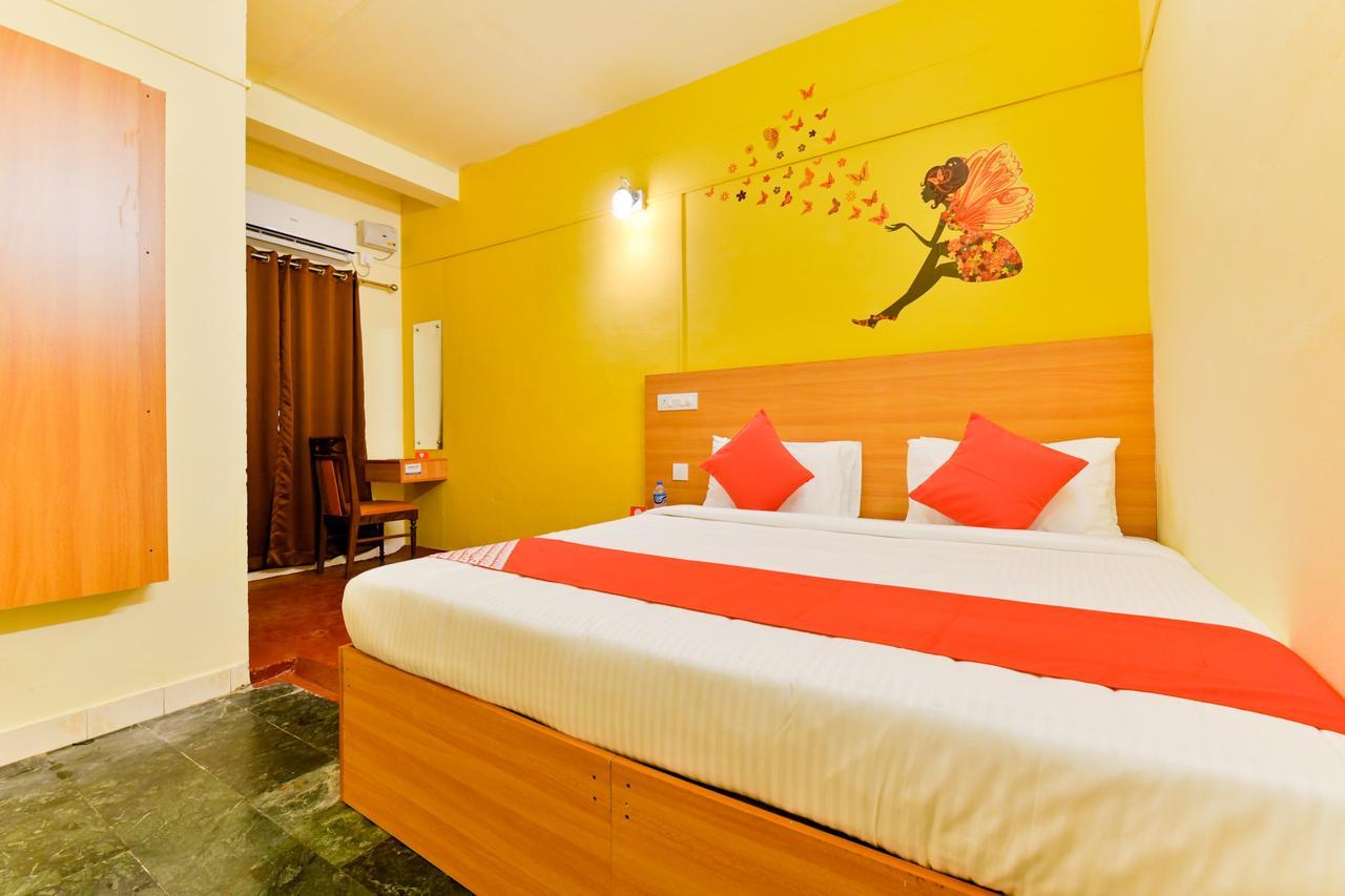 Oyo 9310 Viceroy Hotel