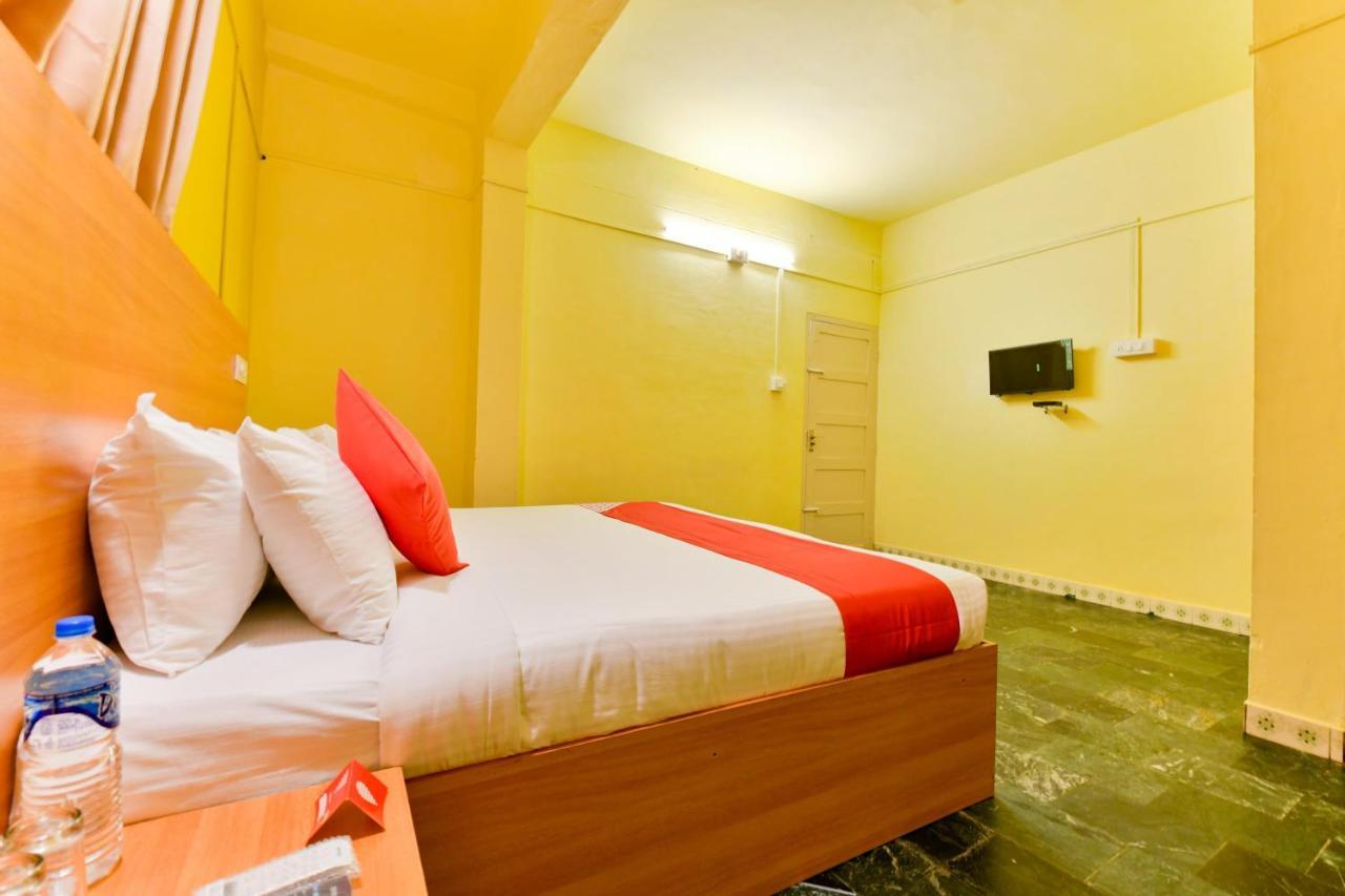 Oyo 9310 Viceroy Hotel