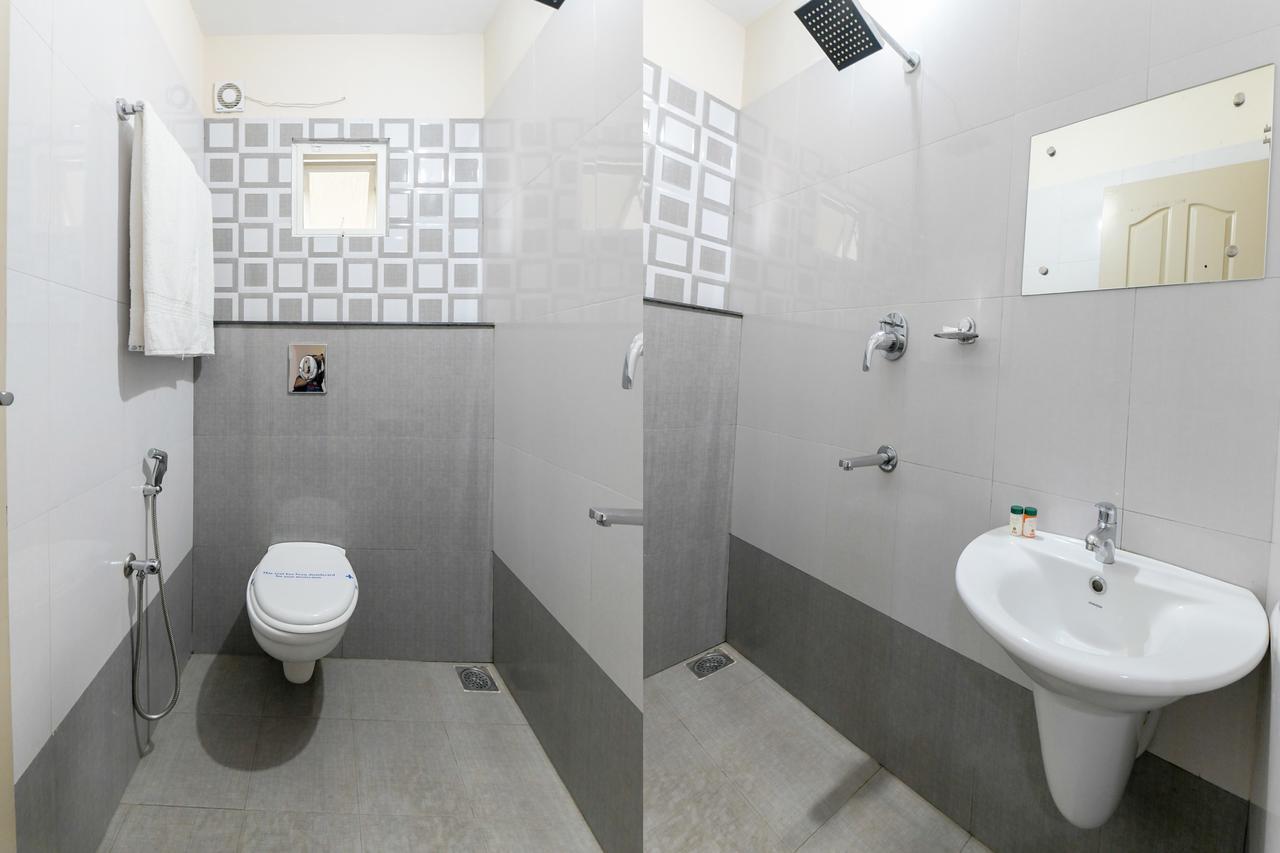 Hotel Oyo 7077 Reegate