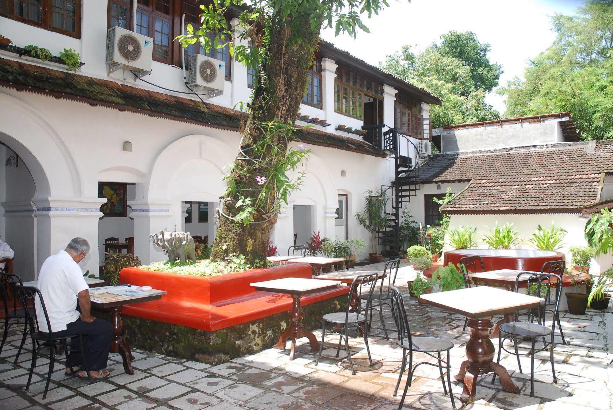 Old Courtyard Hotel Kochi