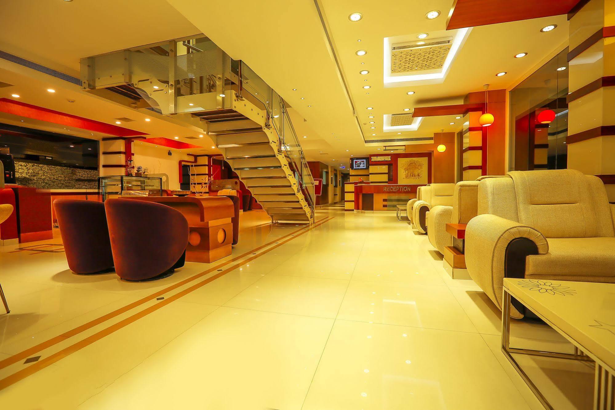 Nm Royale County 4* Kochi