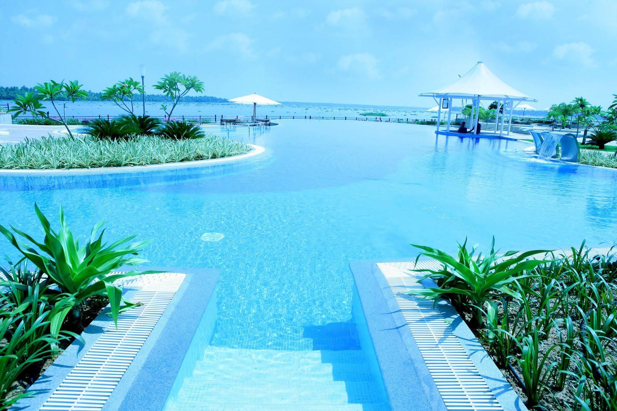 Ramada By Wyndham