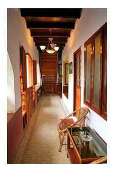 Homestay Chiramel Residency