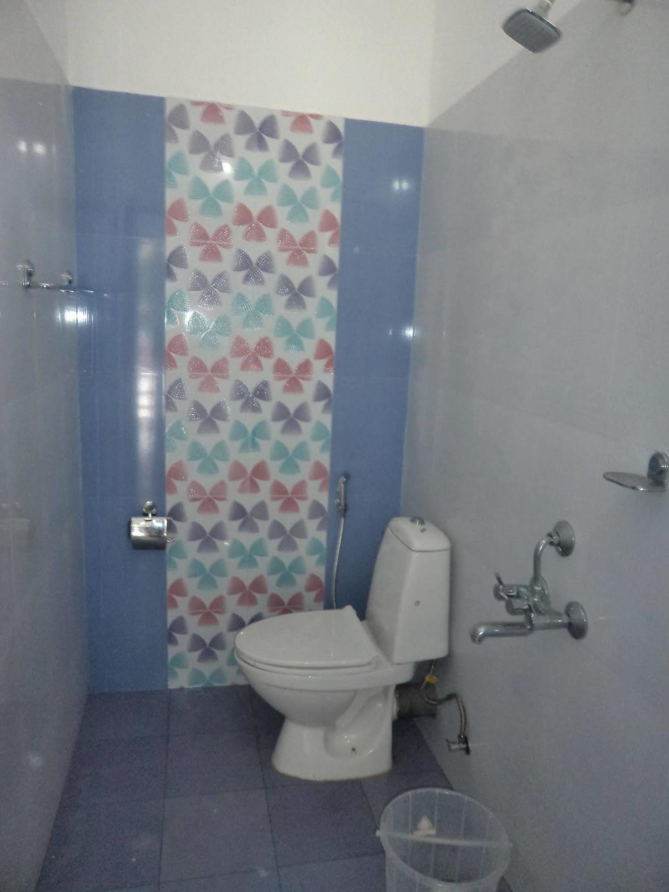 Hotel The Nest 2*