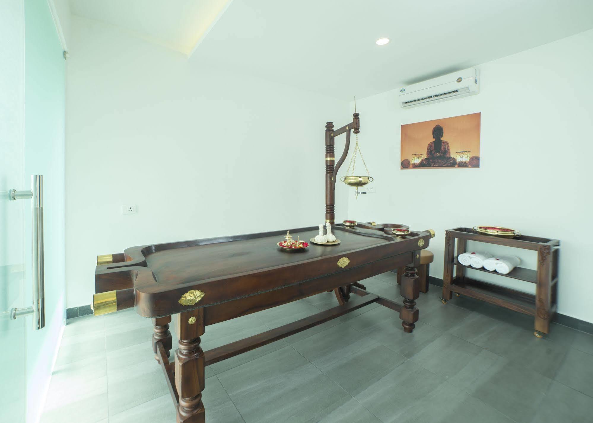 Hotel Rustic Leisures Llp Kochi