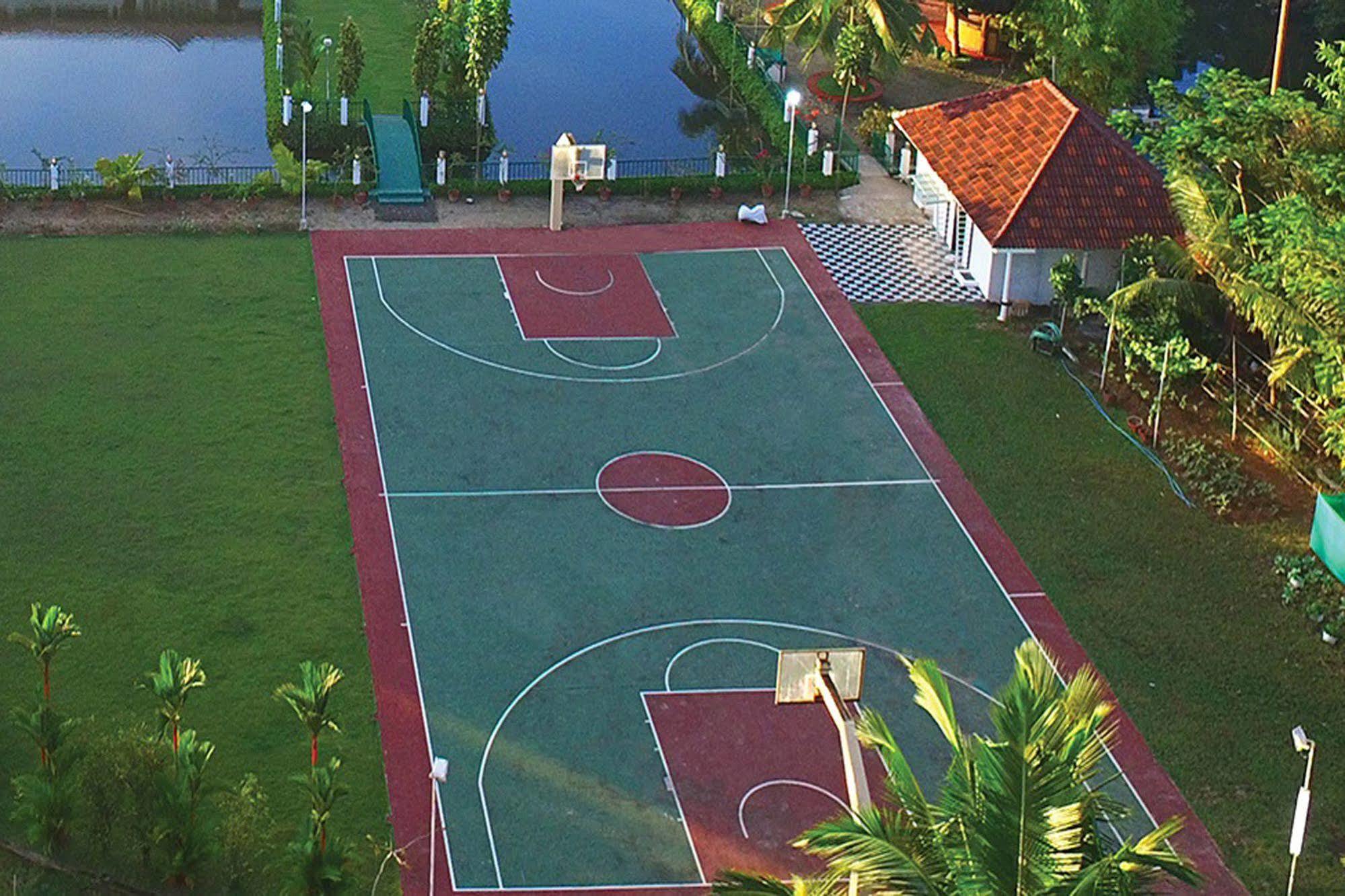 Hotel Rustic Leisures Llp 4*