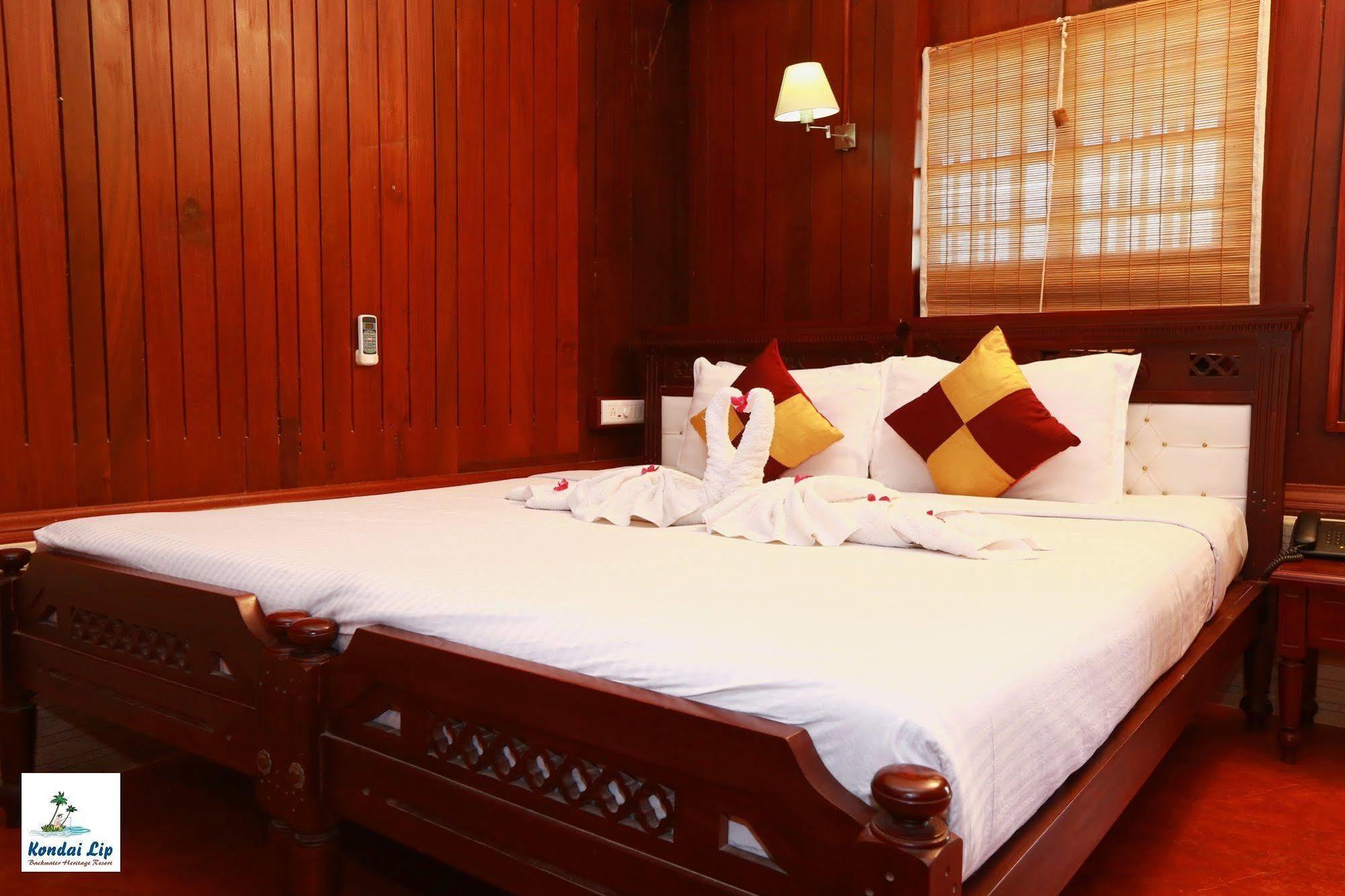 Kondai Lip Backwater Heritage Resort Kochi