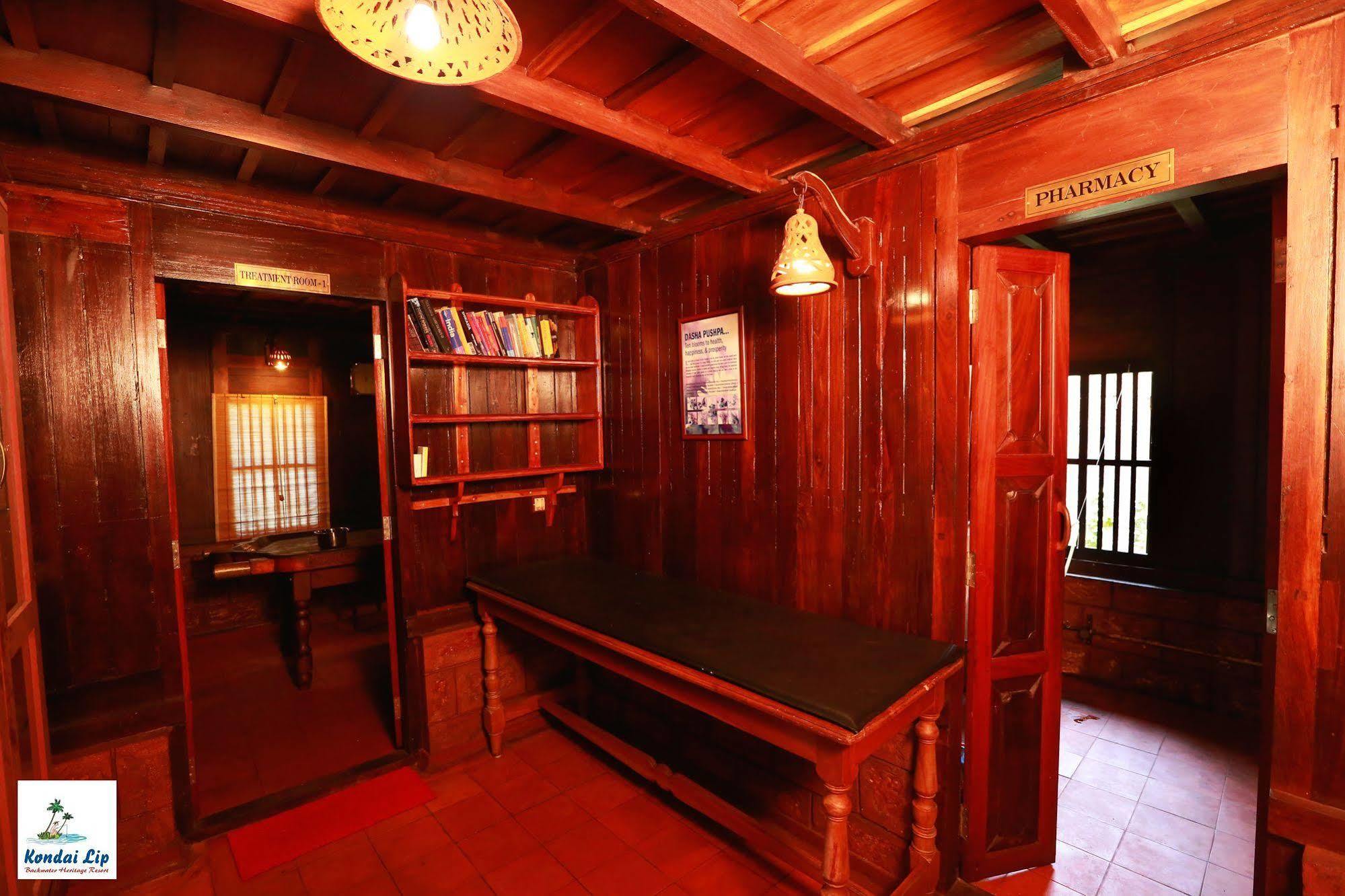 Resort Kondai Lip Backwater Heritage