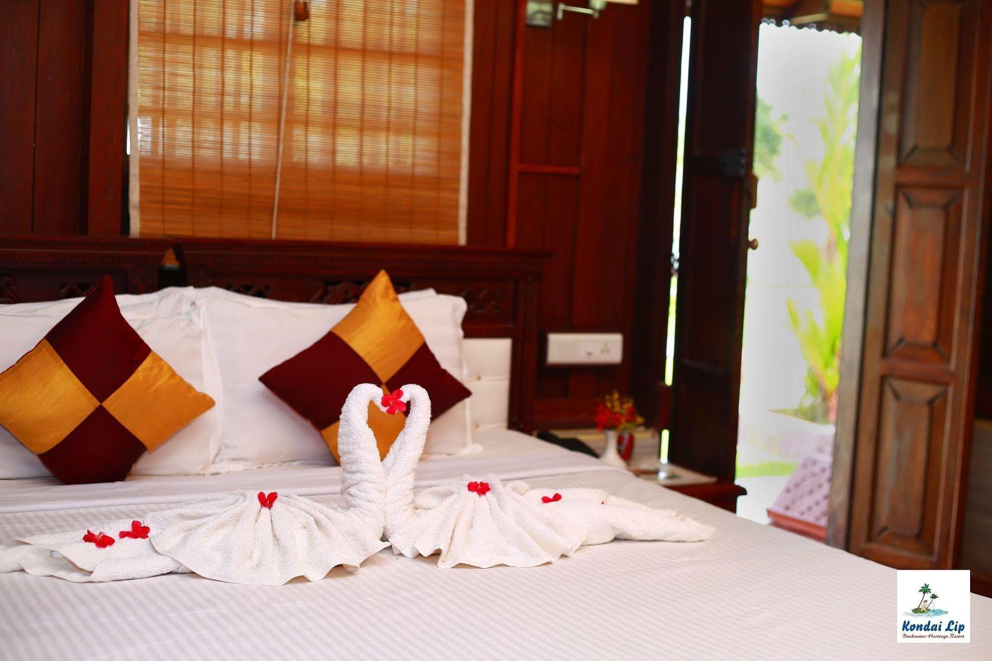 Resort Kondai Lip Backwater Heritage Kochi