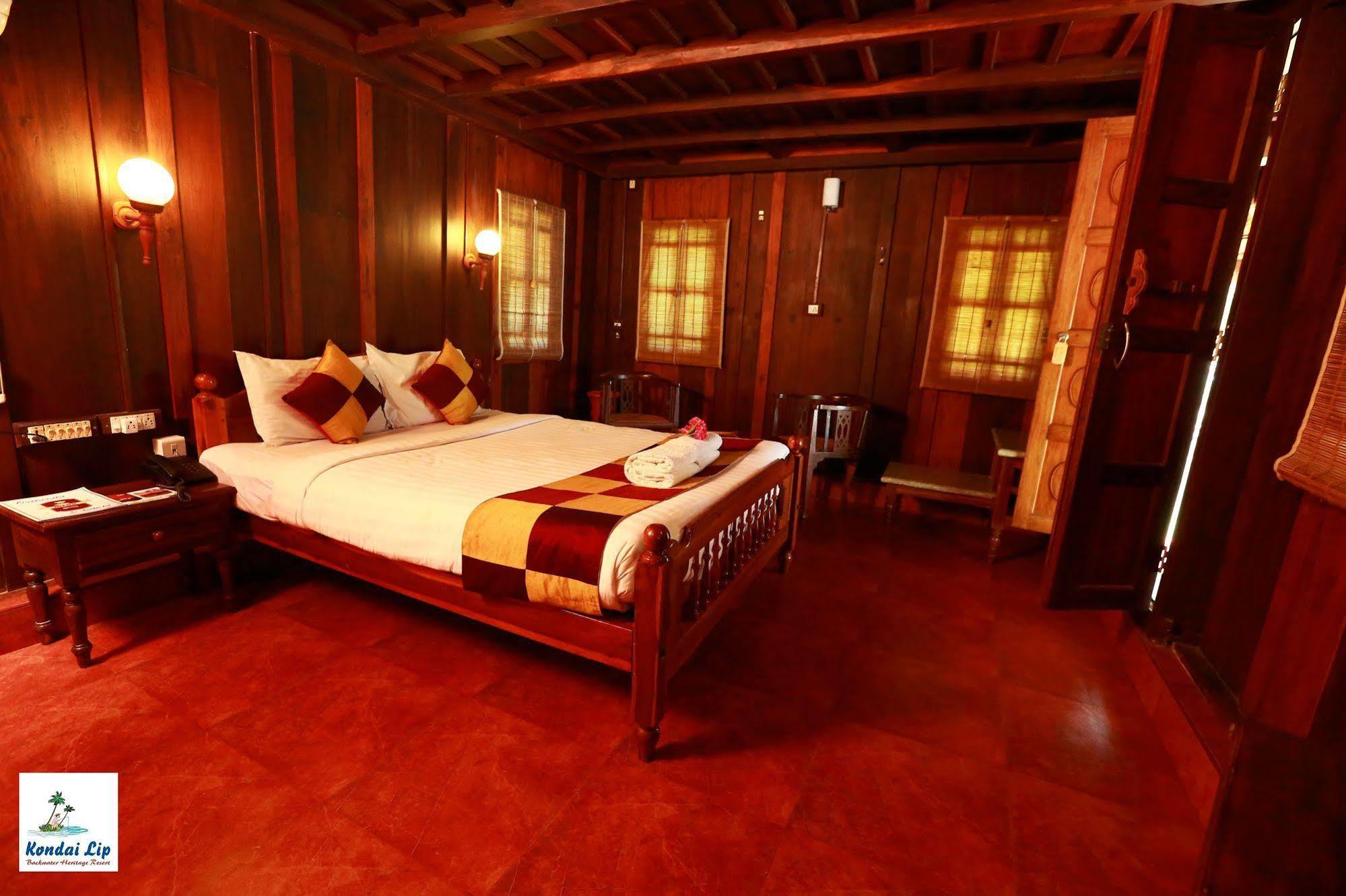 Resort Kondai Lip Backwater Heritage