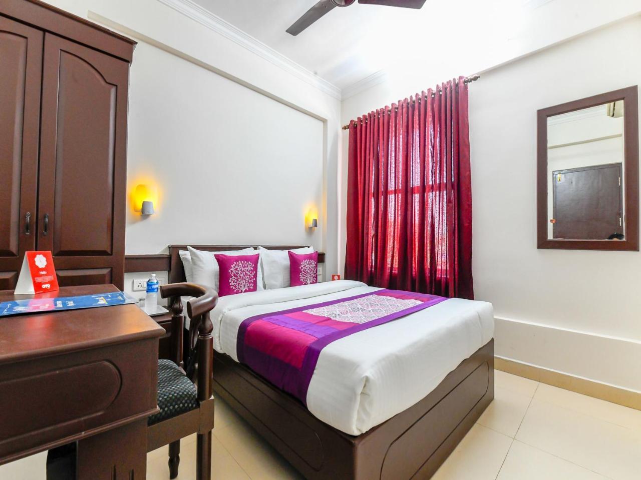 Oyo 11309 Land Residency 3* Kochi