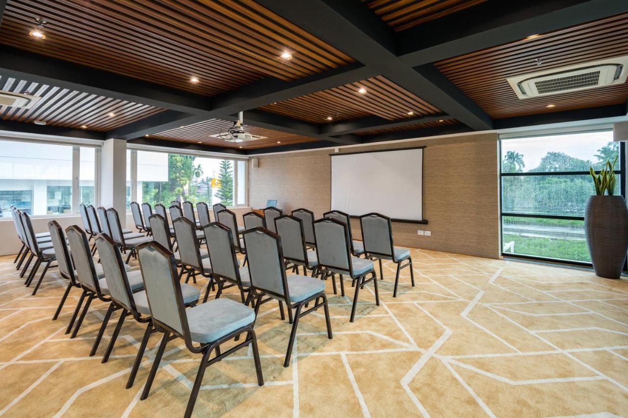 Sugar Business Hotel Kochi