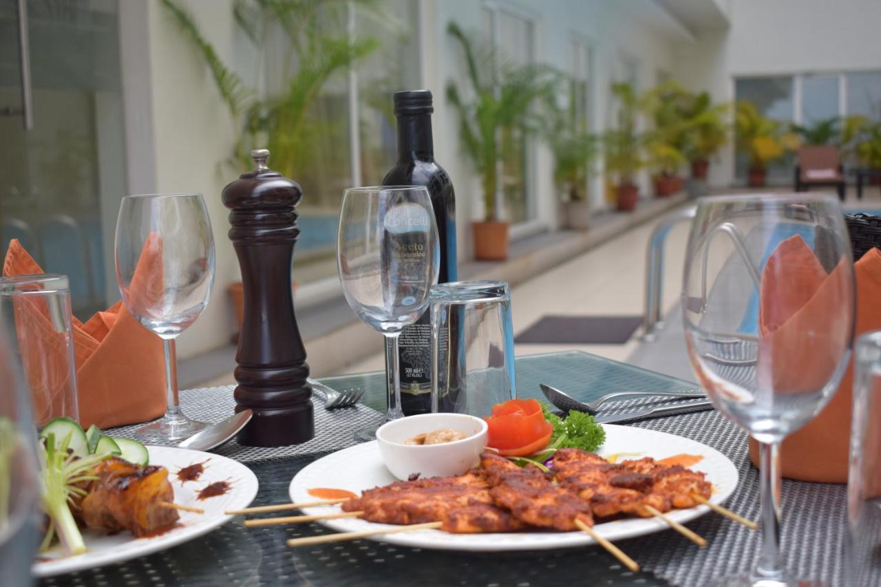 Starlit Hotel Kochi