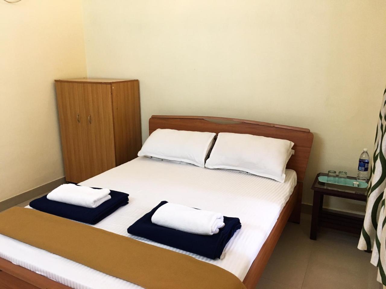 Bed & Breakfast Palm Grove Service