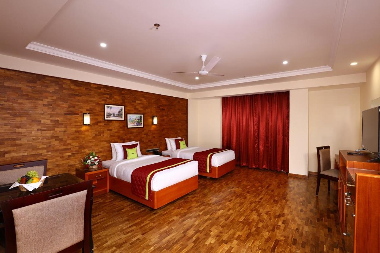 Jvk Park Hotel