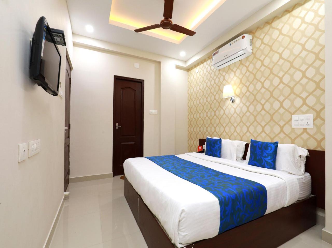 Hotel Oyo 6728 Almas Residency Kochi