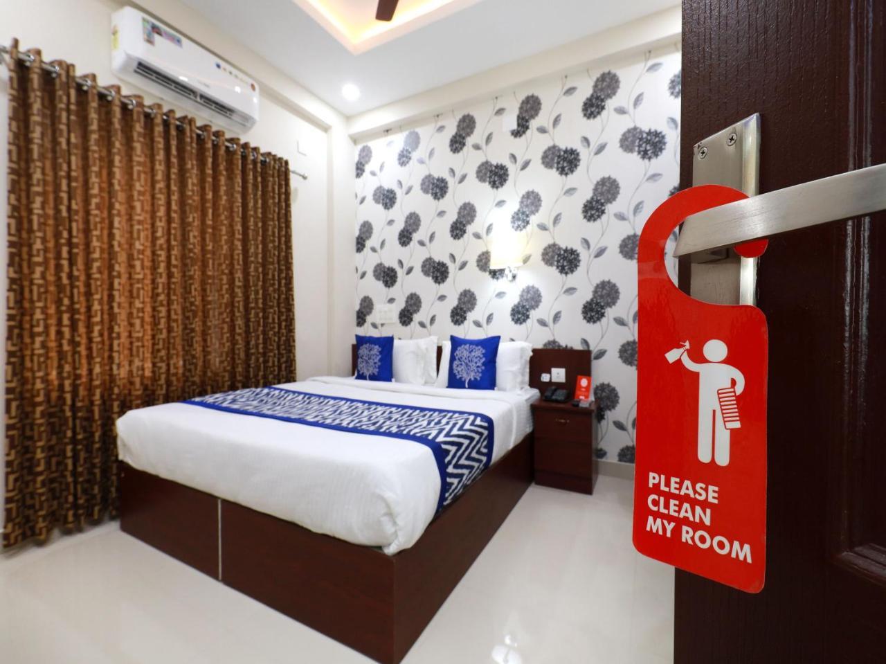 Oyo 6728 Almas Residency Hotel