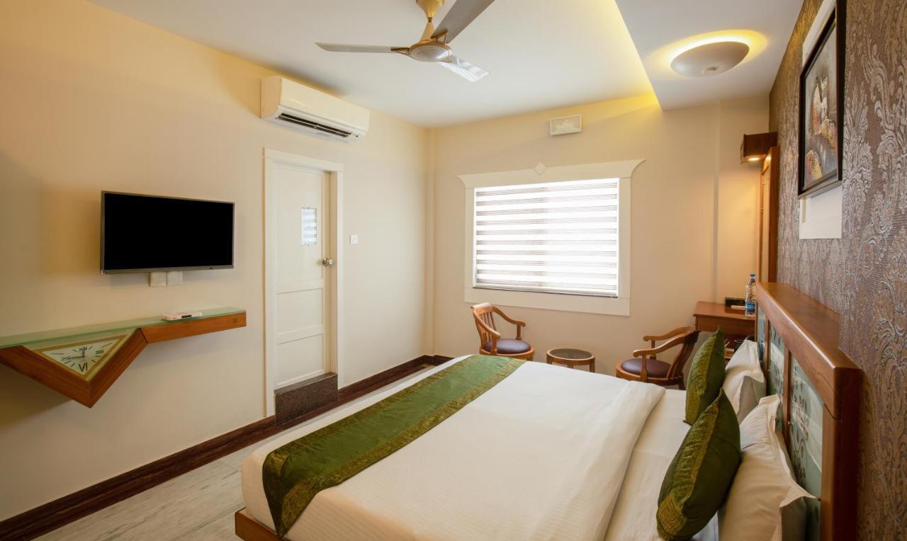 Hotel Treebo The Qasr 3*