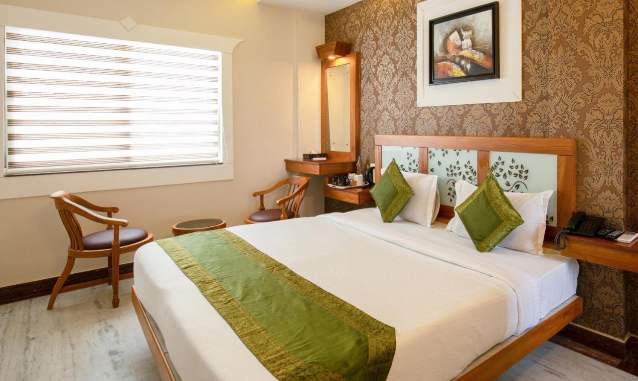 Treebo The Qasr Kochi