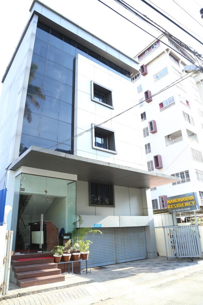 Guest house Nandhavan Residency